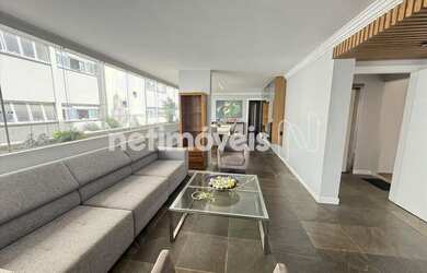 Imagem: O apartamento possui 4 Dormitórios, 5 Banheiros, 3 Vagas na