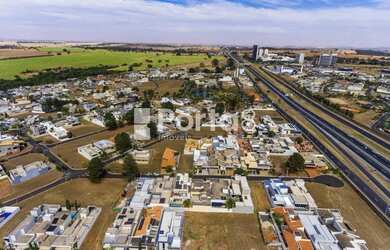 Imagem 5: Casa Luxuosa no Condomínio Village La Montagne, Próxima ao Shopping...