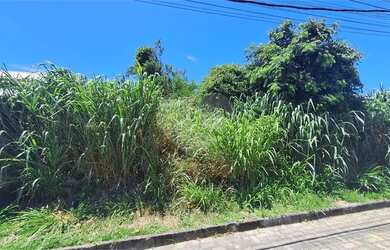 Imagem: O terreno possui 450m² de Área e está localizado em Caravelas