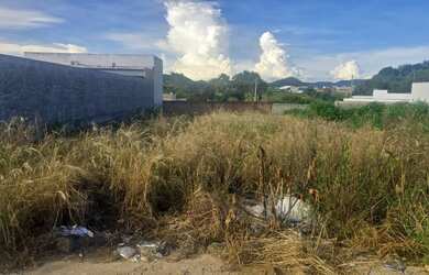 Imagem: O terreno possui 390m² de Área e está localizado em Goianésia