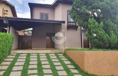 Imagem: A casa em condomínio possui 4 Dormitórios, 4 Banheiros, 4