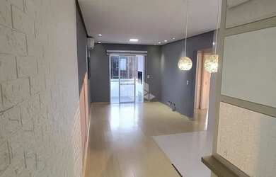 Imagem: O apartamento possui 3 Dormitórios, 1 Banheiro, 2 Vagas na