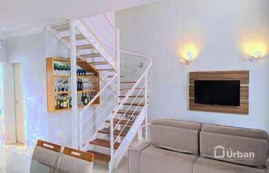 Imagem: A casa em condomínio possui 3 Dormitórios, 3 Banheiros, 2