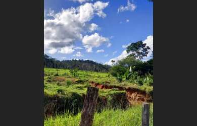 Imagem: A chácara possui 25m² de Área e está localizado em Áreas