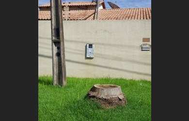 Imagem: A casa possui 3 Dormitórios, 3 Banheiros, 5 Vagas na garagem