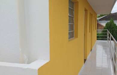 Imagem: A kitnet possui 1 Dormitório e 1 Banheiro e está localizado