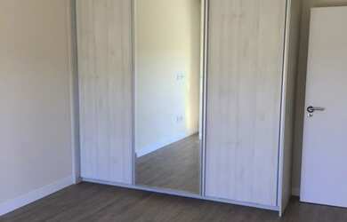 Imagem: A casa em condomínio possui 3 Dormitórios, 4 Banheiros, 3