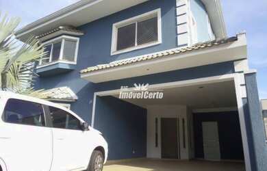 Imagem: A casa em condomínio possui 5 Dormitórios, 5 Banheiros, 2