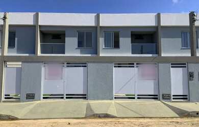 Imagem: A casa em condomínio possui 3 Dormitórios, 2 Banheiros, 1