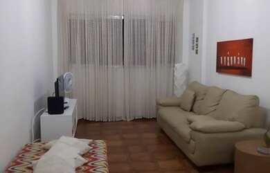 Imagem: O apartamento e possui 1 Dormitório, Suítes, 1 Banheiro