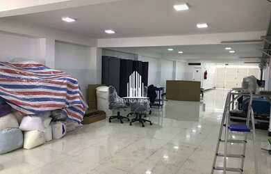 Imagem: O depósito possui 200m² de Área e está localizado em Alphaville