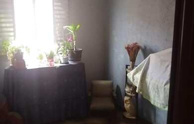 Imagem: O apartamento possui 3 Dormitórios, 1 Banheiro, 1 Vaga na garagem