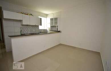 Imagem: O apartamento possui 2 Dormitórios, 1 Banheiro e 50m² de Área