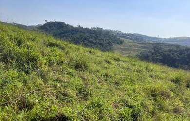 Imagem: O terreno possui 500m² de Área e está localizado em Jardim