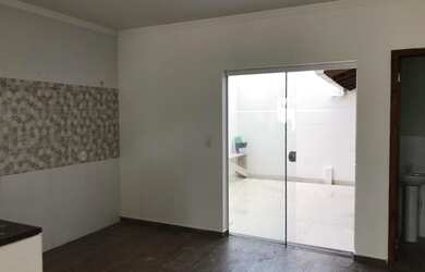 Imagem 3: Sobrado 2 dormitórios, Rio Vermelho, Água e Luz legalizados