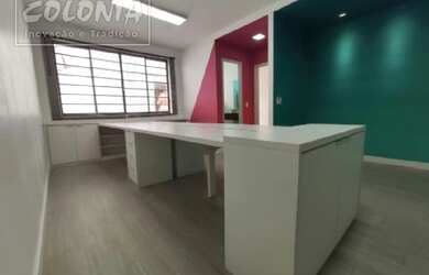 Imagem: O depósito possui 28m² de Área e está localizado em Centro