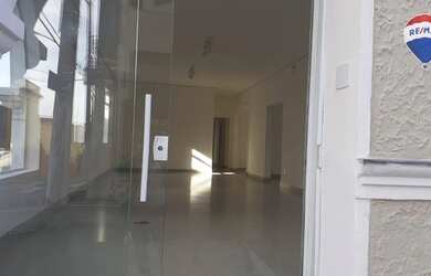 Imagem: O depósito possui 240m² de Área e está localizado em Centro