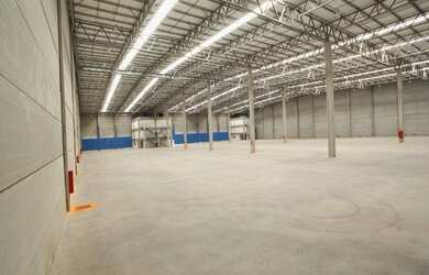 Imagem 4: Galpao Comercial Para Locacao No Jardim Do Portao, Aruja Contendo Area...