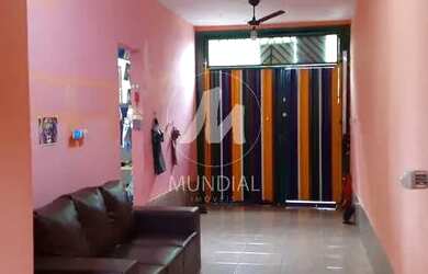 Imagem: O depósito possui 1 Vaga na garagem e 119m² de Área e está