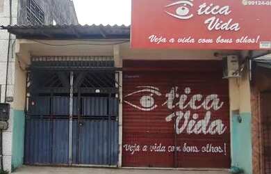 Imagem: A casa possui 2 Dormitórios, 1 Banheiro e está localizado