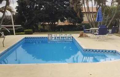 Imagem: A casa em condomínio possui 3 Dormitórios, 3 Banheiros, 5