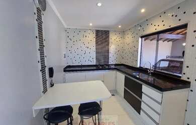 Imagem: A casa em condomínio possui 2 Dormitórios, 1 Banheiro, 1 Vaga