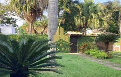 Imagem: A casa em condomínio possui 4 Dormitórios, 5 Banheiros, 2