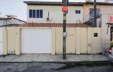 Imagem: A casa possui 4 Dormitórios, 4 Banheiros e 128m² de Área
