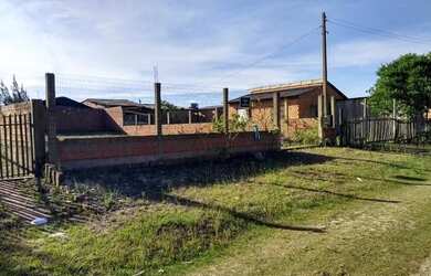 Imagem: O terreno possui 300m² de Área e está localizado em Jardim