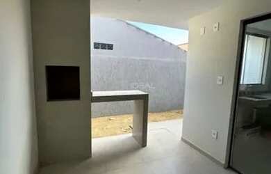 Imagem: A casa em condomínio possui 3 Dormitórios, 3 Banheiros, 1