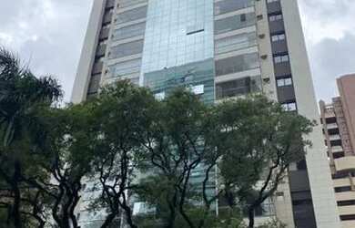 Imagem: O apartamento possui 3 Dormitórios, 2 Banheiros, 4 Vagas na