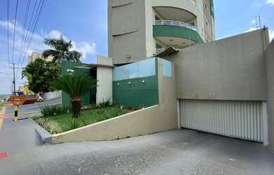 Imagem: O apartamento possui 3 Dormitórios, 4 Banheiros, 2 Vagas na