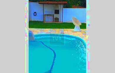 Imagem: A casa possui 5 Dormitórios, 5 Banheiros, 3 Vagas na garagem