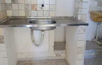 Imagem 3: Aluga-se Kit-net por R$370,00