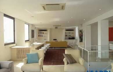 Imagem: O apartamento na cobertura possui 3 Dormitórios, 5 Banheiros