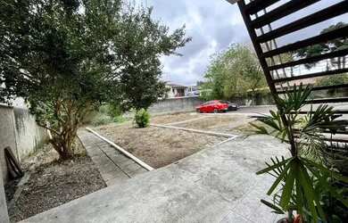 Imagem: A casa em condomínio possui 4 Dormitórios, 3 Banheiros, 1