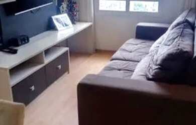 Imagem: O apartamento possui 2 Dormitórios, 1 Banheiro, 1 Vaga na garagem