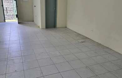 Imagem 11: Sala com 180m² frente de rua