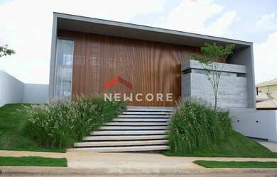 Imagem: A casa em condomínio possui 4 Dormitórios, 5 Banheiros, 4