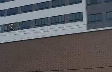 Imagem: O apartamento possui 1 Dormitório, 1 Banheiro, 1 Vaga na garagem