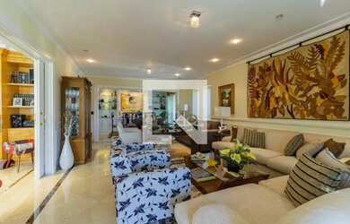 Imagem: O apartamento possui 3 Dormitórios, 5 Banheiros, 4 Vagas na