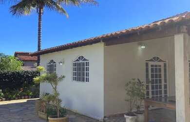 Imagem: A casa em condomínio possui 4 Dormitórios e 600m² de Área