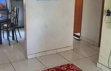 Imagem: A casa à venda possui 4 Dormitórios, 4 Banheiros, 3 Vagas