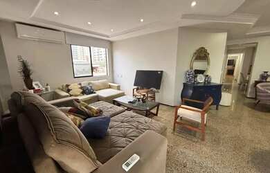 Imagem: O apartamento possui 4 Dormitórios, 4 Banheiros, 3 Vagas na