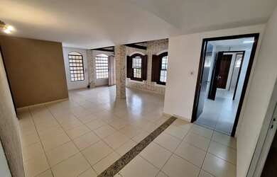 Imagem: O apartamento possui 5 Dormitórios, 4 Banheiros, 5 Vagas na