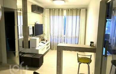 Imagem: O apartamento possui 3 Dormitórios, 1 Banheiro, 1 Vaga na garagem