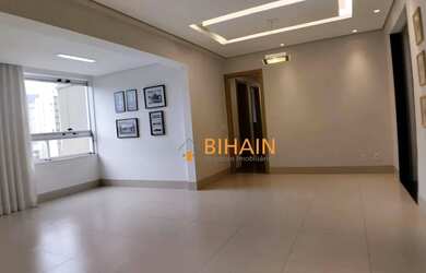 Imagem: O apartamento possui 4 Dormitórios, 2 Banheiros, 2 Vagas na