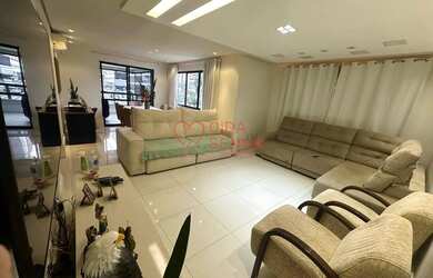 Imagem: O apartamento possui 4 Dormitórios, 4 Banheiros, 2 Vagas na