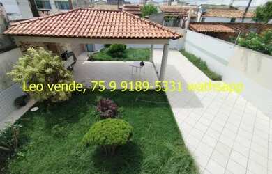 Imagem: A casa em condomínio possui 5 Dormitórios, 5 Banheiros, 4