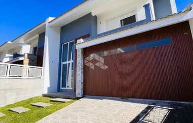 Imagem 13: Casa tipo sobrado 03 dormitórios com suite, closet e sacada no Bairro São José em Santa Ma